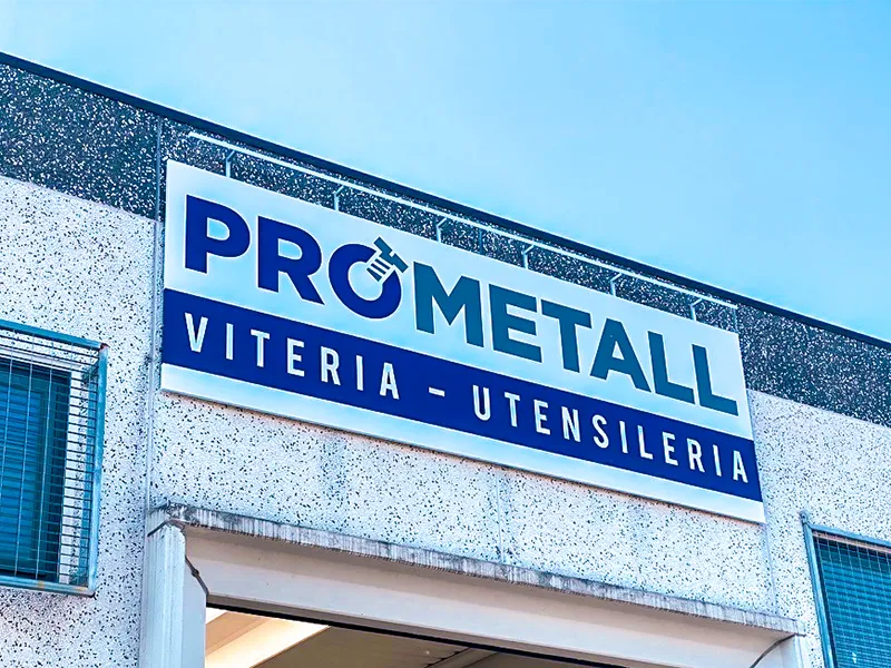 cartellone-per-pubblicita-azienda-viteria